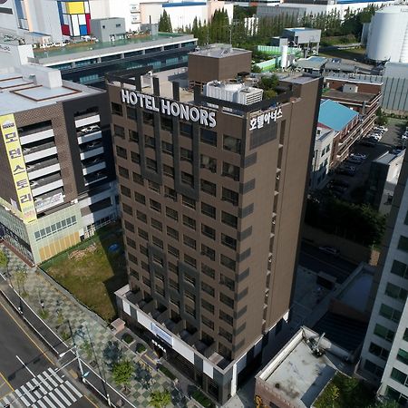Honors Hotel Hwaseong Exterior foto